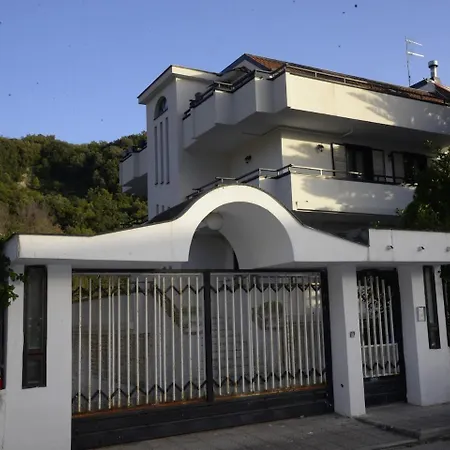 Il Poeta - Casa Accogliente Tra Amalfi E Cilento