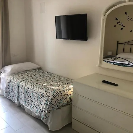 Apartment Il Poeta - Casa Accogliente Tra Amalfi E Cilento Battipaglia